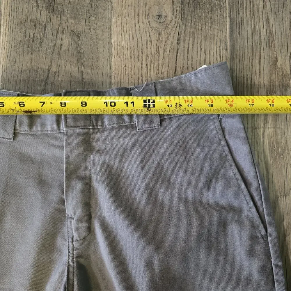Dickies FLEX Men's Regular Fit Work Shorts Gray Size 32 Utility Flat Front